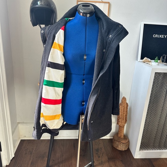 Pendleton Peacoat size S - Picture 2 of 3